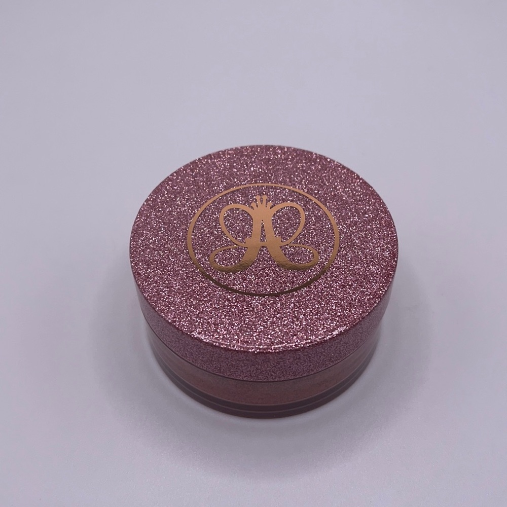 Anastasia Beverly Hills Loose Highlighter